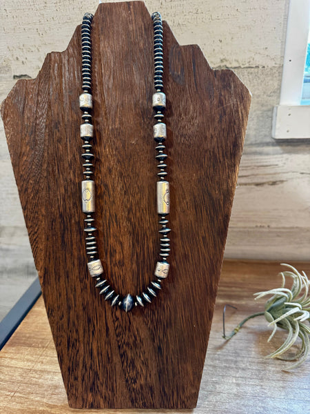 Saucer Navajo Pearl + Barrel Beads- 20"