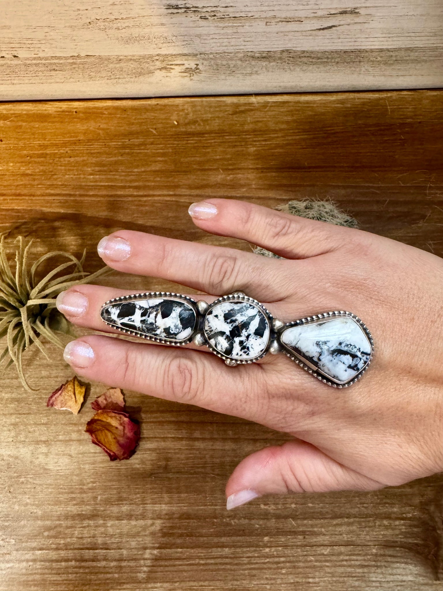 White Buffalo and Sterling Silver Long Ring - Size 8 1/2