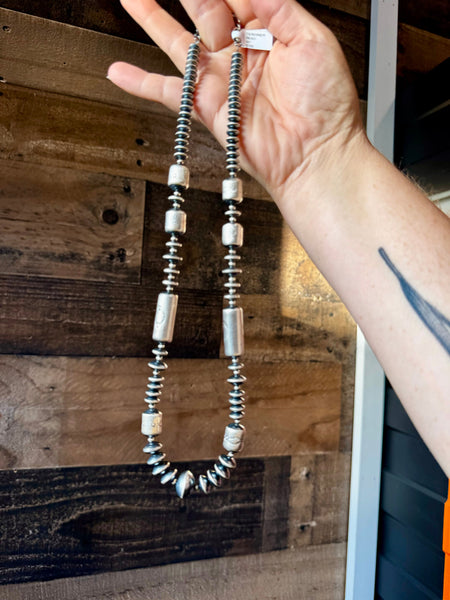 Saucer "Navajo Style" Pearl + Barrel Beads- 20"