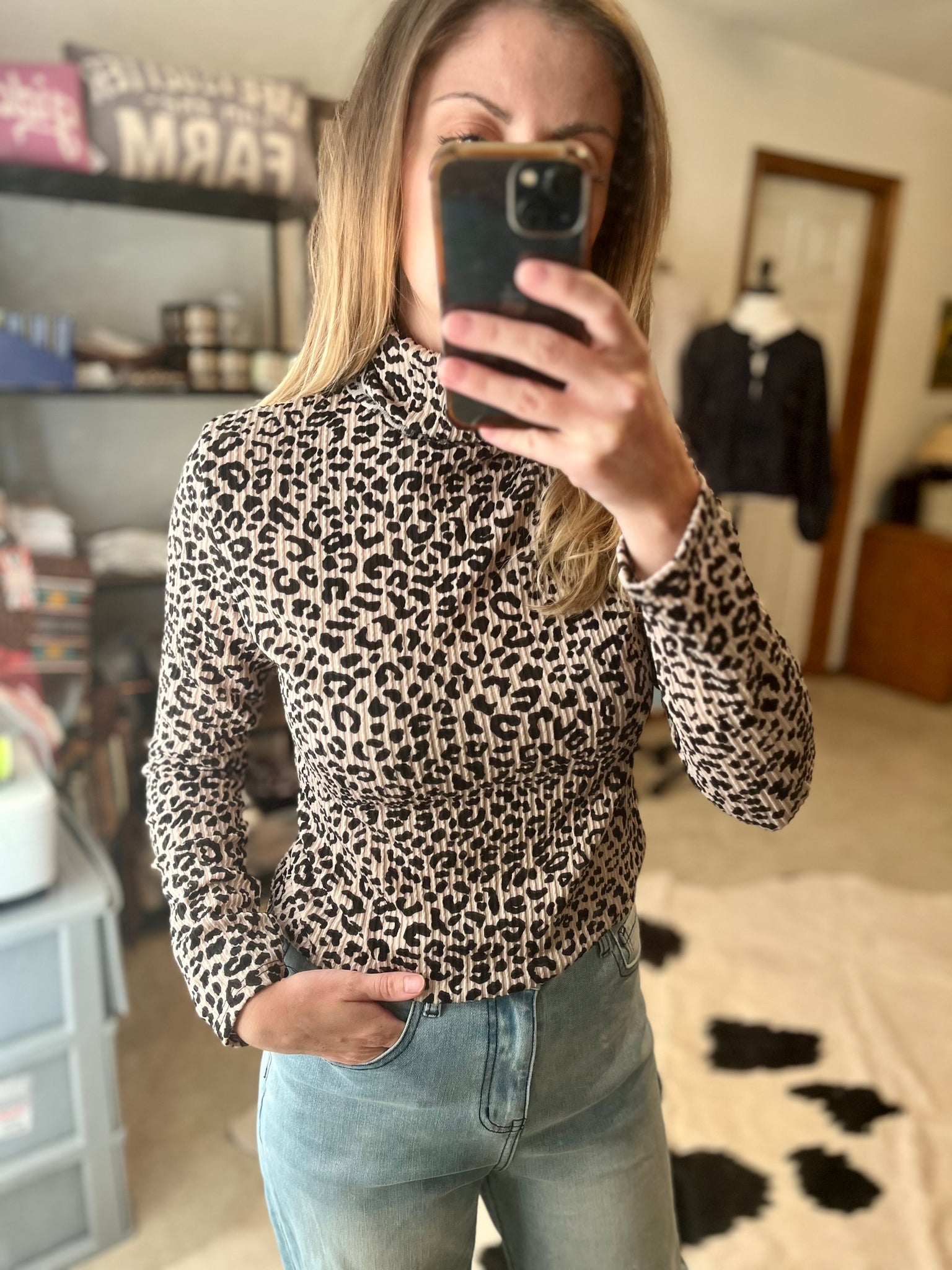 Leopard Printed Ribbed Turtle Neck Top