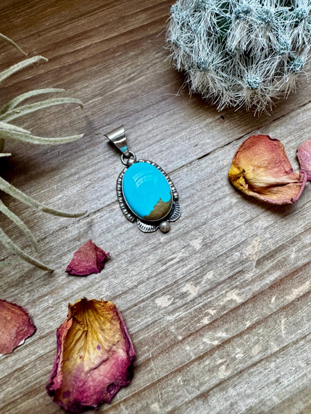 Kingman Turquoise Oval Pendant