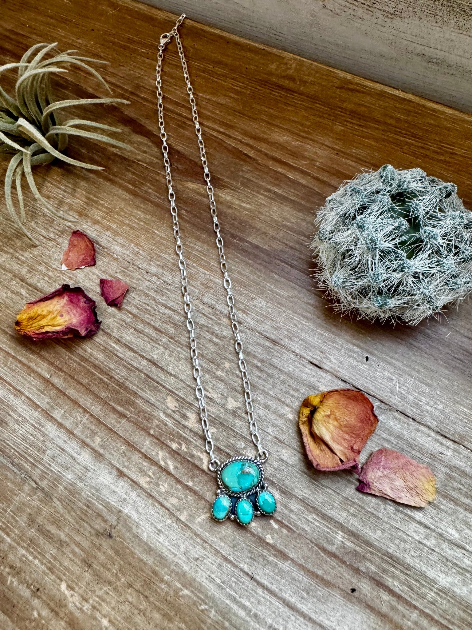 Cluster Kingman Turquoise Necklace